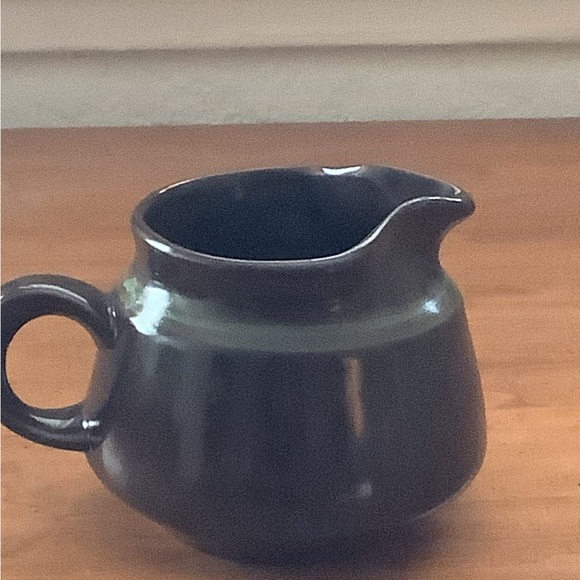 Franciscan Madeira Creamer/Pitcher Earthware Brown & Hunter Green - Picture 3 of 5